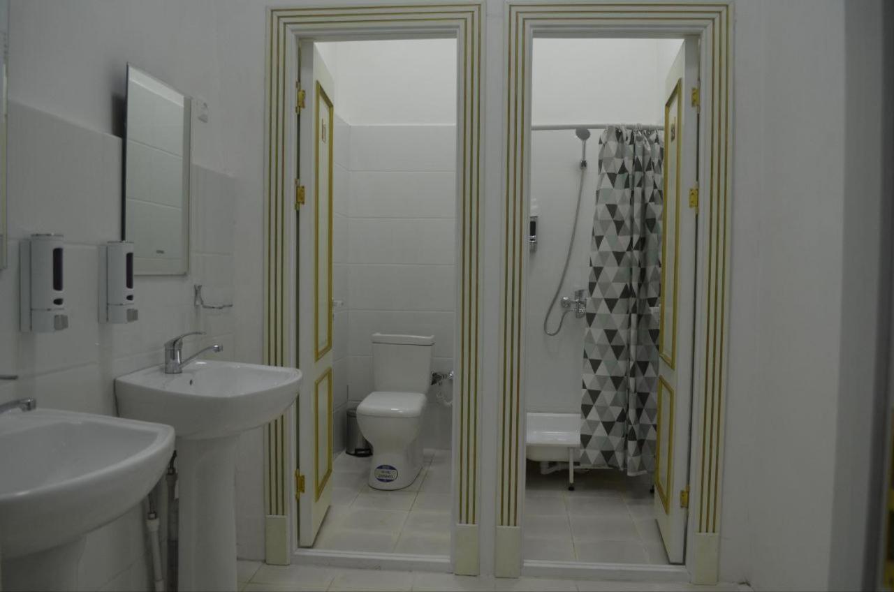 Hostel Danexan Apa Nukus Buitenkant foto